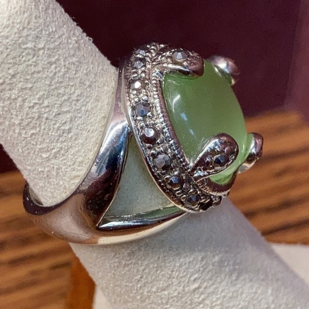 Stunning sterling 925 Russian Jasper and marcasite ring